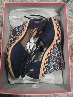 Cabi Women's Isla Aztec Print Wedge Espadrille Sandals Blue Suede 10M